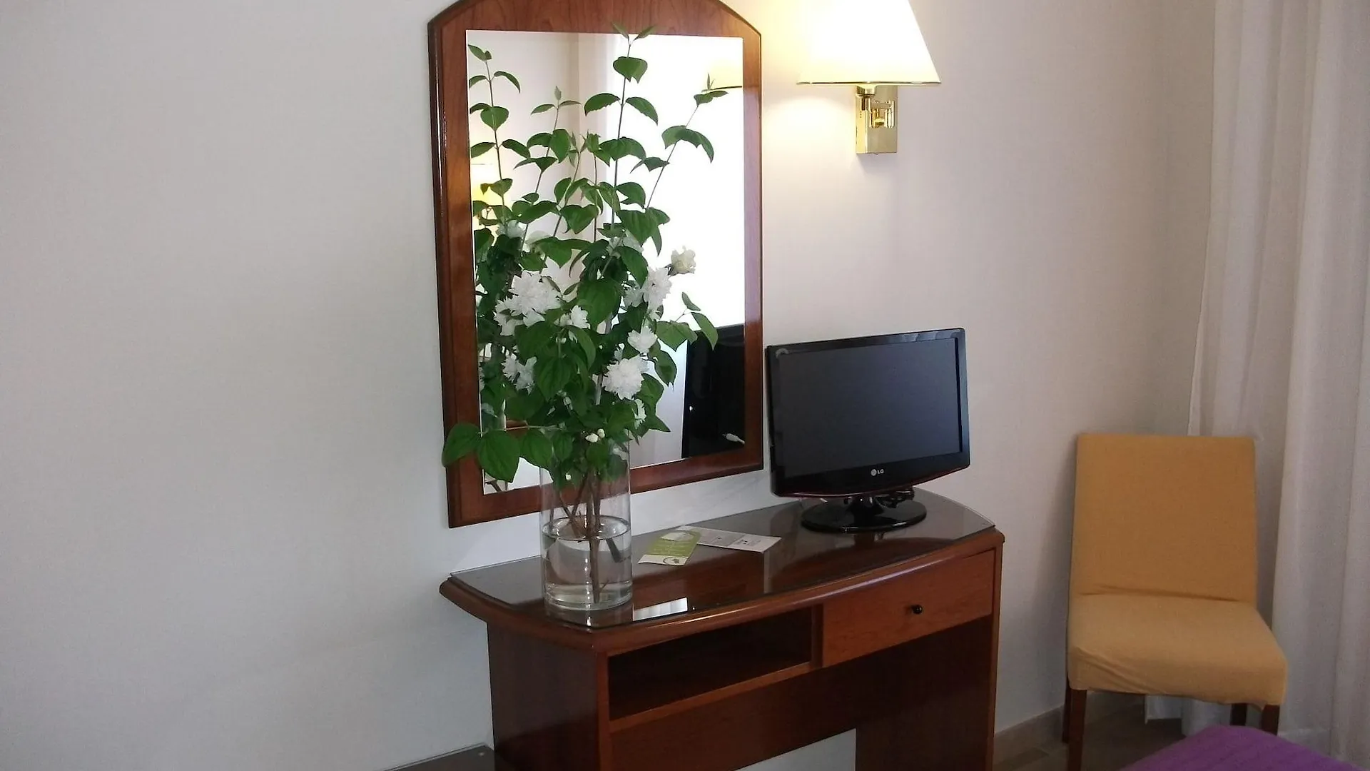 Rvhotels Avenida Tossa de Mar 2*,  Spain