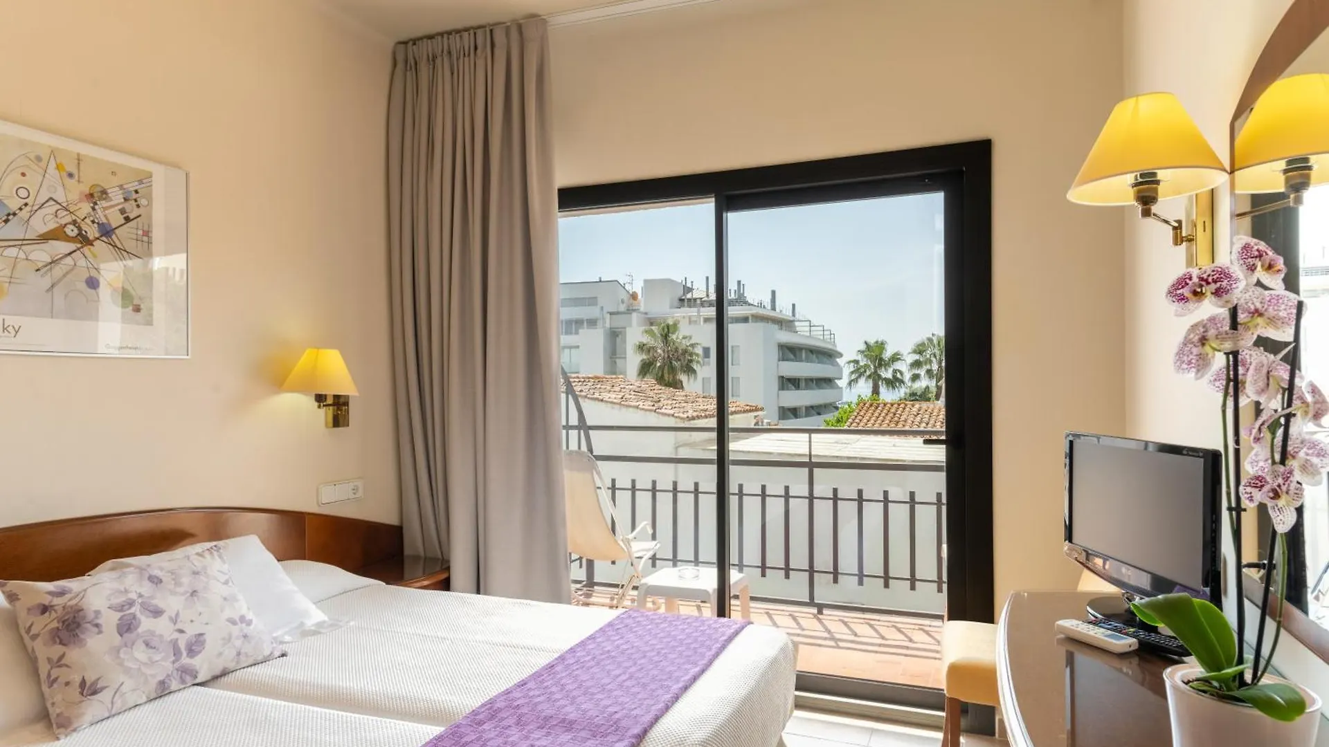 ** Hotel Rvhotels Avenida Tossa de Mar Spain