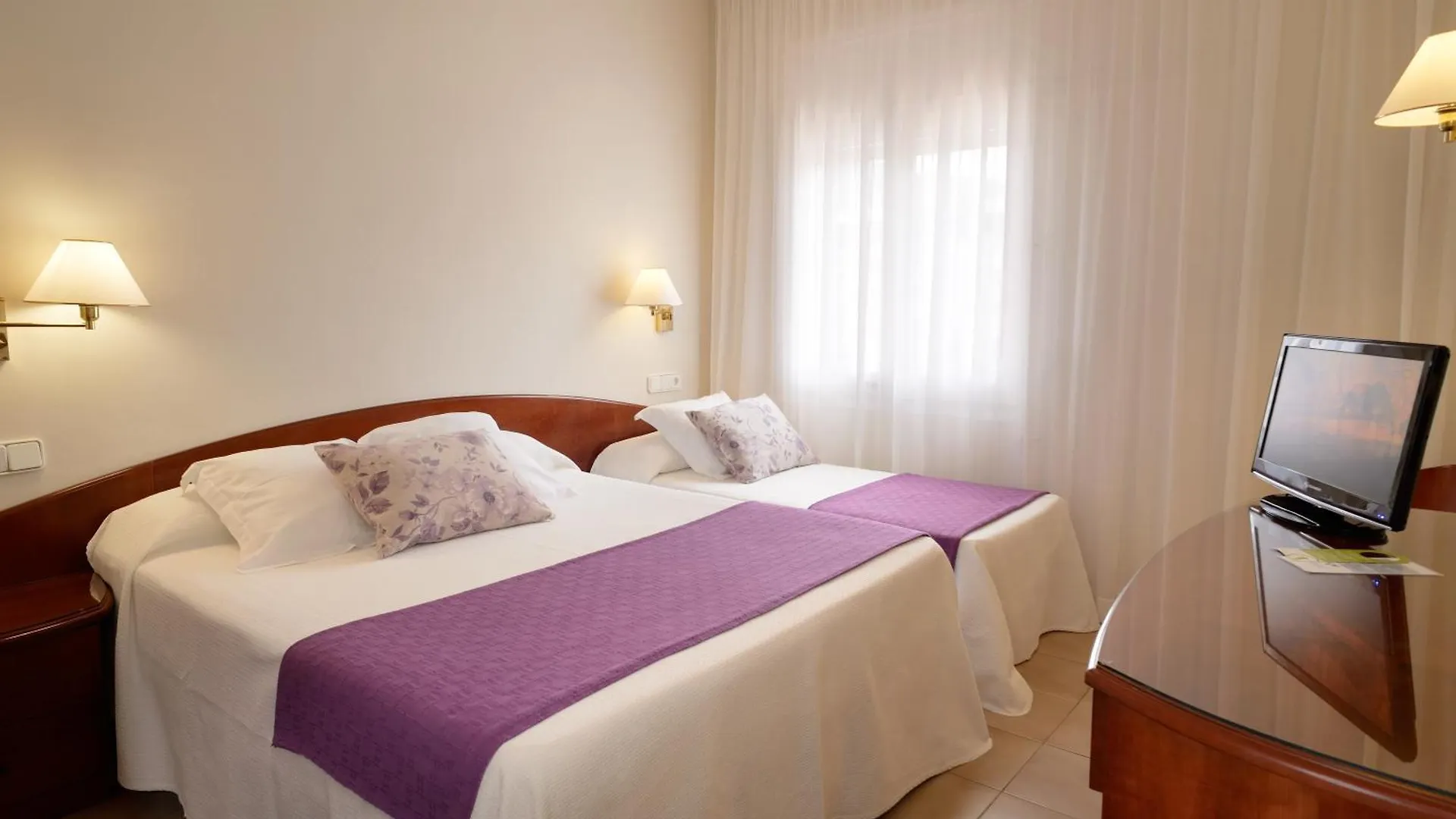 Rvhotels Avenida Tossa de Mar 2*,  Spain